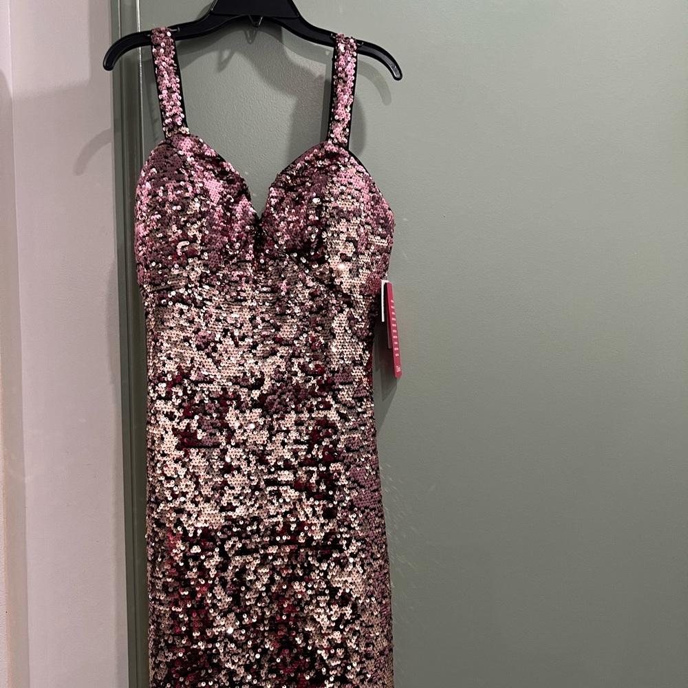 Guess pink sequin dress. Perfect for New Years